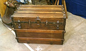 Trunk coffee table for cabin in Gatlinburg