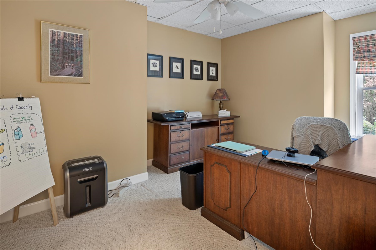 41Terrace level office Forsyth County Real Estate in Cumming GA