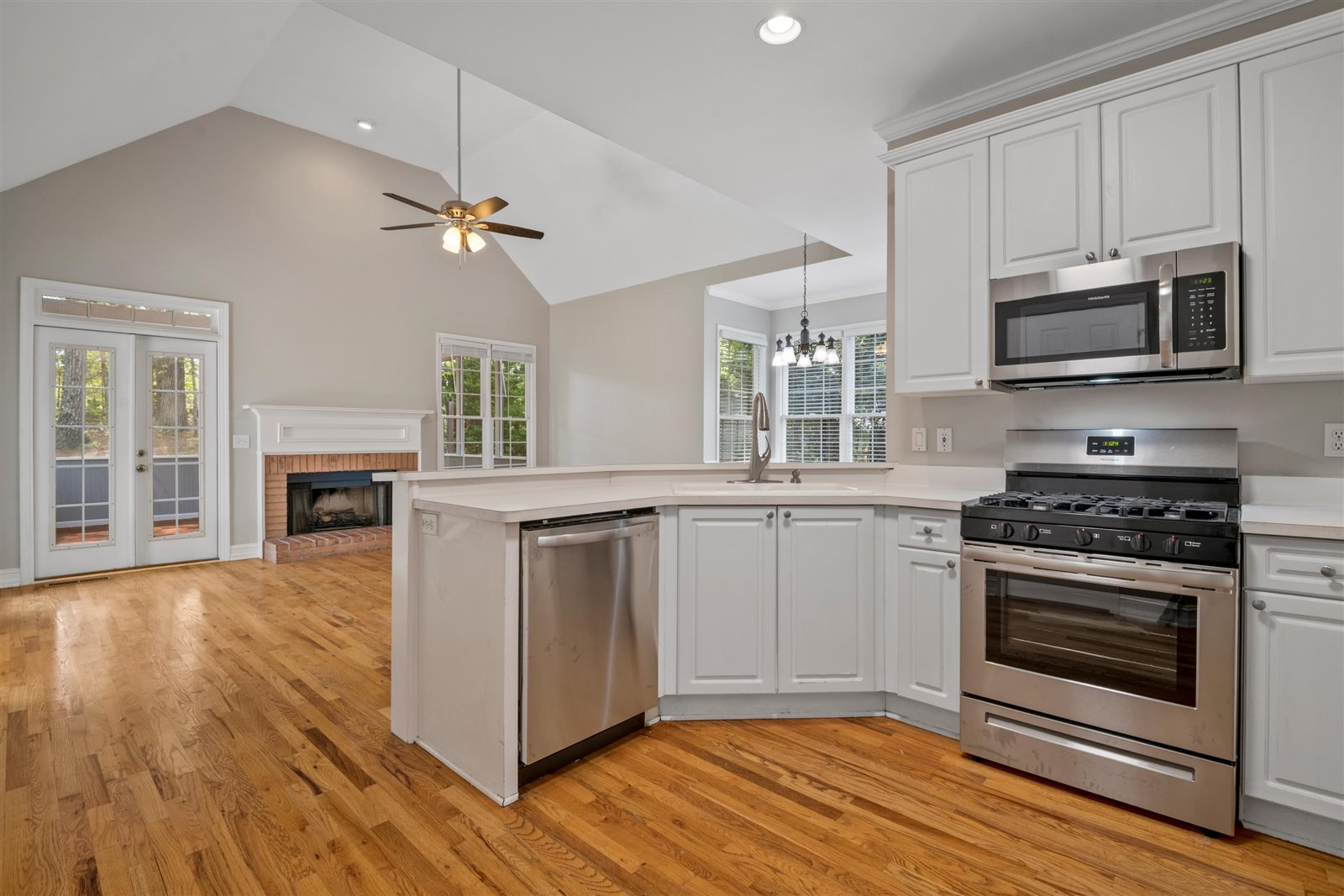 03_4735_dartmoor_aberdeen_home_for_sale_kitchen1 Forsyth County Real Estate in Cumming GA